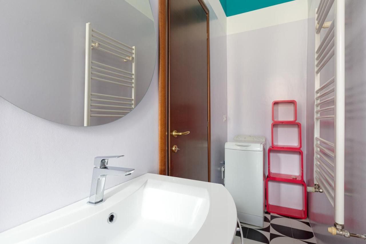 Milano Viale Umbria Colorful Apartment Exterior photo