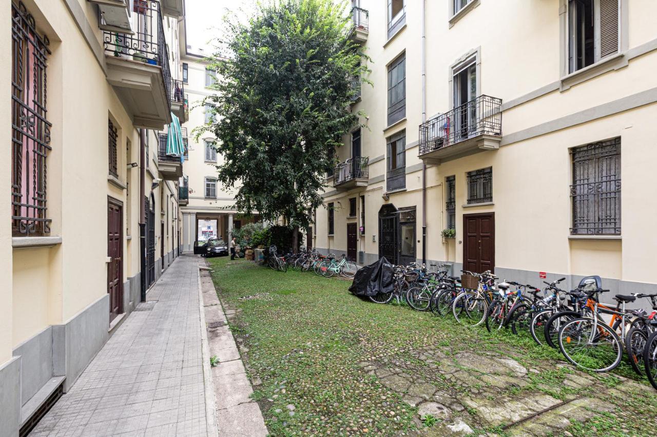 Milano Viale Umbria Colorful Apartment Exterior photo